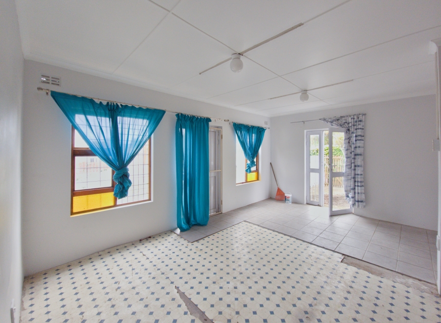 3 Bedroom Property for Sale in Cambridge Eastern Cape